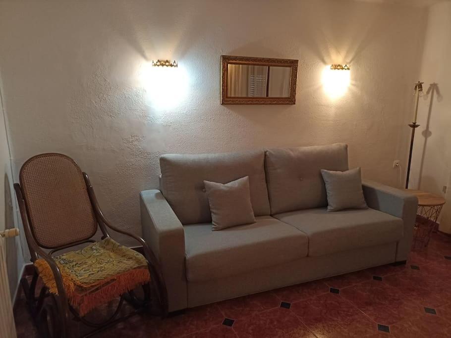 Casa Acogedora Con Barbacoa Miravet Exterior foto